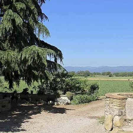 Masia Can Rique En Vilobi Donyar Girona